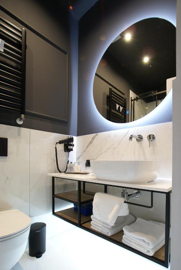 Fingerprint Luxury